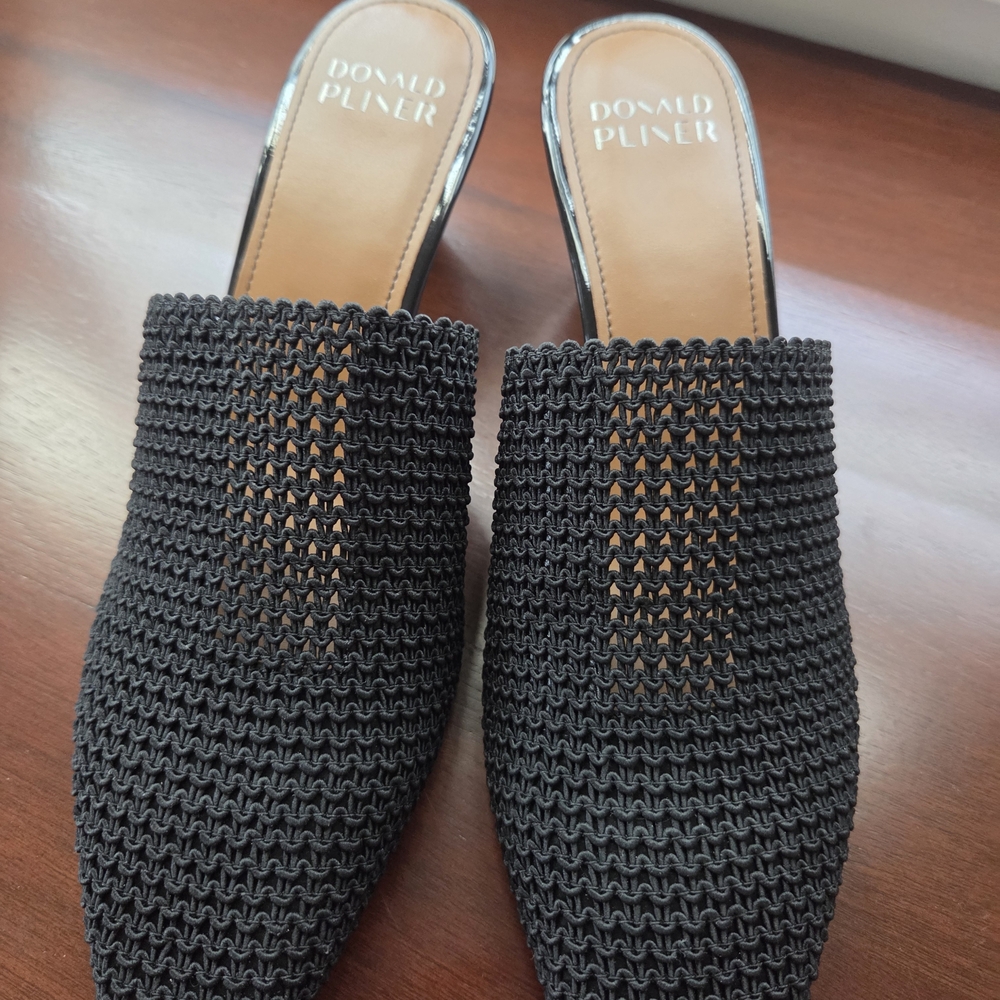 Donald J. Pliner Women's Black Mules
